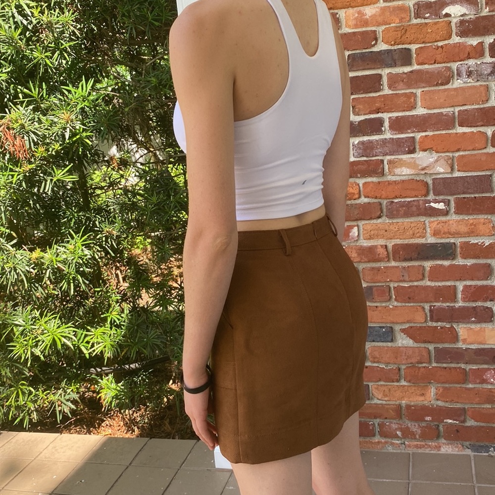 Skirt - Picture 2 of 2